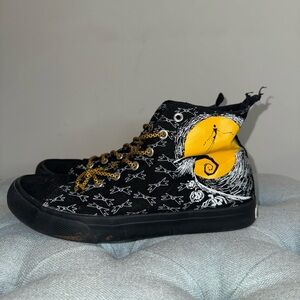 Disney Tim Burton’s The Nightmare Before Christmas Sneakers. Size 9